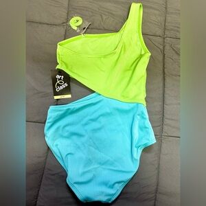 Youth girls one piece swimsuit *NWT*